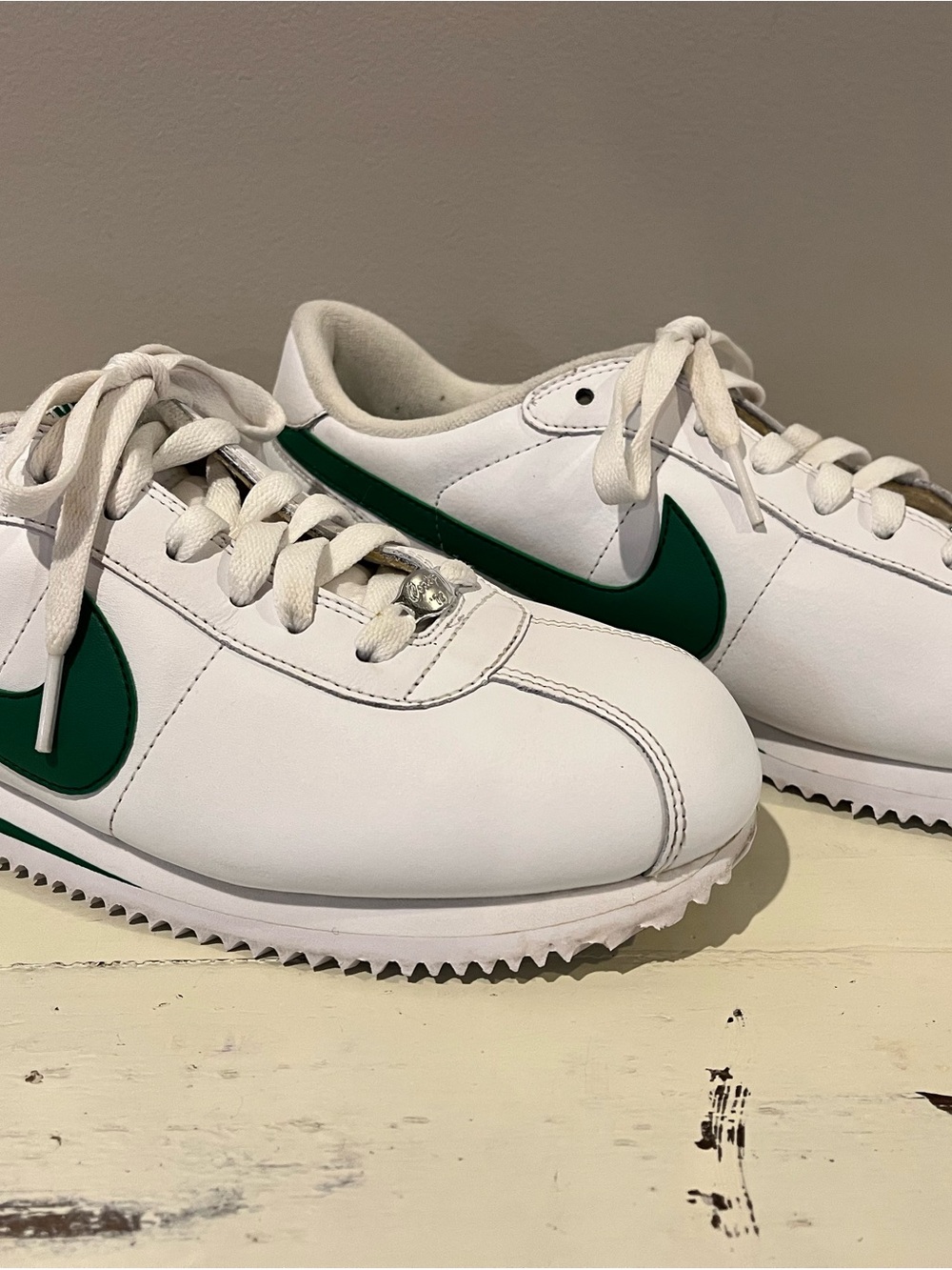 2006 Vintage Nike Cortez White & Pine Green- Rare Find -EUC